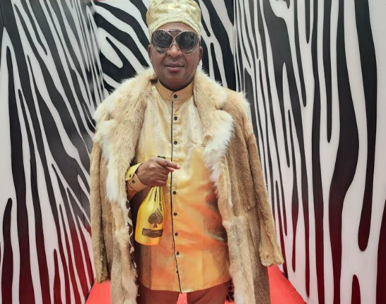 Johannesburg transport MMC Kenny Kunene has clapped back.