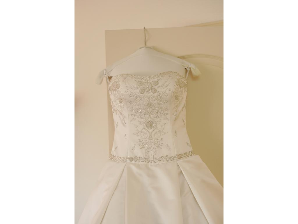 10   Used Wedding Dresses