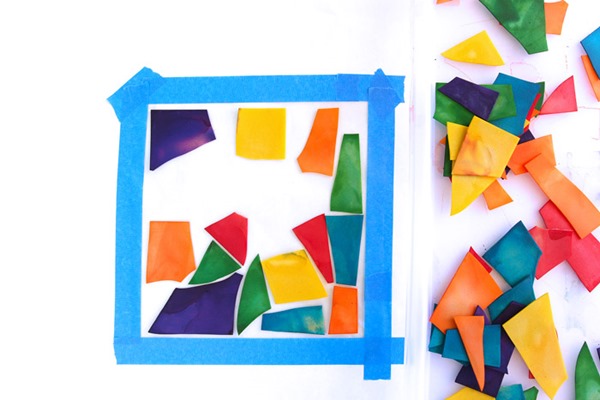 Pasta Stained Glass Window Craft - This is the coolest craft for kids I've seen! Great for kids of all ages with amazing results! MUST TRY (preschool, kindergarten, 1st grade, and more) Pasta Stained Glass Window Craft - This is the coolest craft for kids I've seen! Great for kids of all ages with amazing results! MUST TRY (preschool, kindergarten, 1st grade, and more)