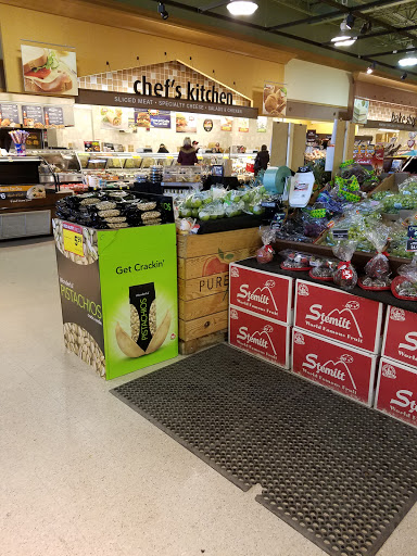 Grocery Store «Jewel-Osco», reviews and photos, 234 E Veterans Pkwy, Yorkville, IL 60560, USA