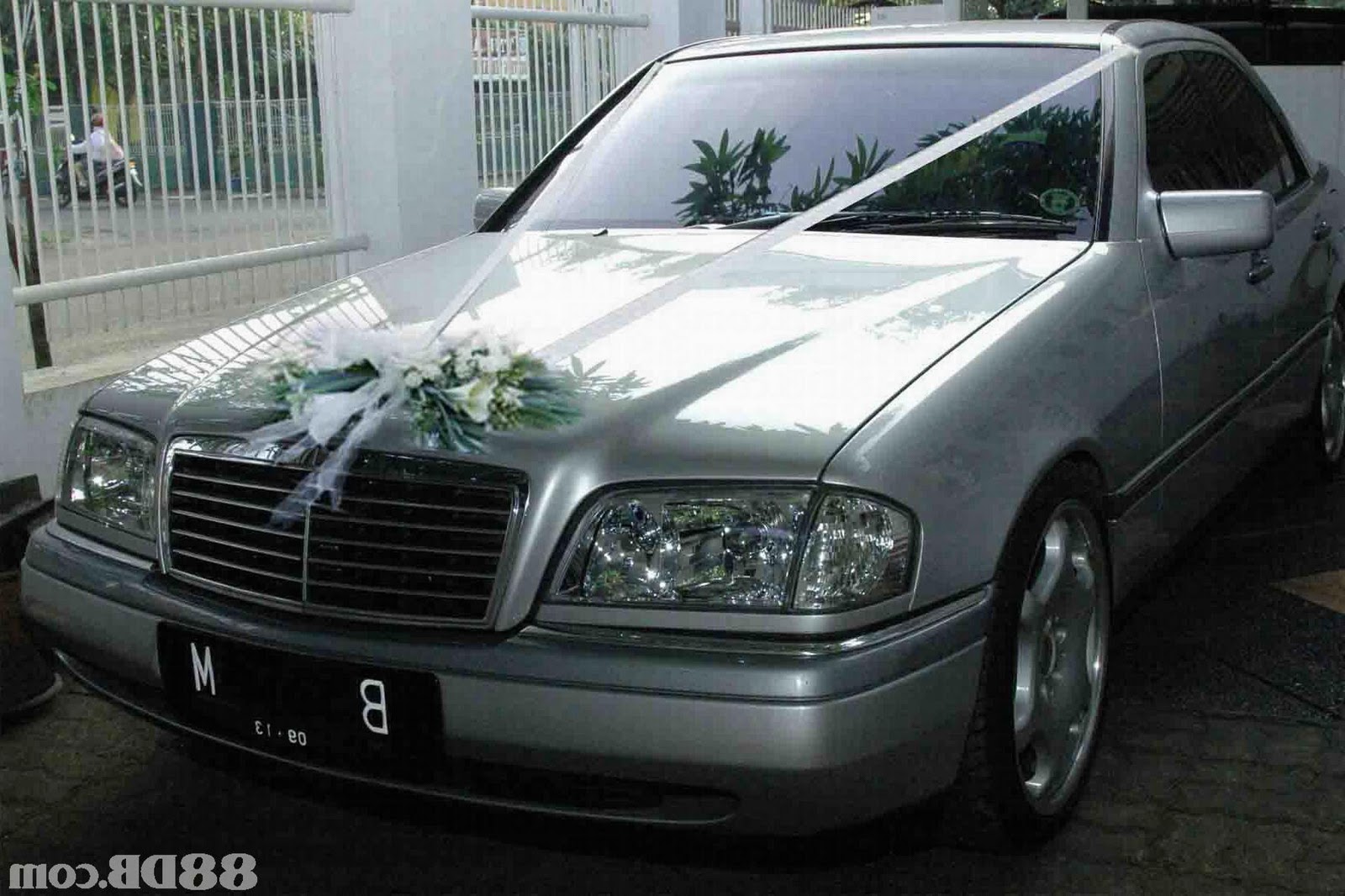 Sewa Mobil Pengantin  Wedding Car Rent & Rental: Cheap Wedding Car Jakarta