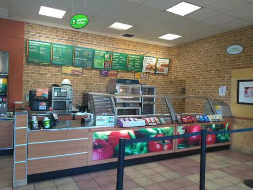 Restaurant «SUBWAY®Restaurants», reviews and photos, 123 E Yakima Ave, Yakima, WA 98901, USA