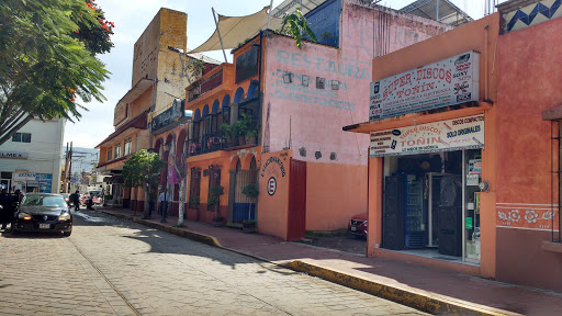 Hotel María Luisa, Heroico Colegio Militar, Centro, 69000 Huajuapam de León, Oax., México, Alojamiento en interiores | OAX