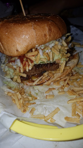 Fast Food Restaurant «Pipo Burgers on Wheels», reviews and photos, 8132 NW 67th St, Miami, FL 33166, USA