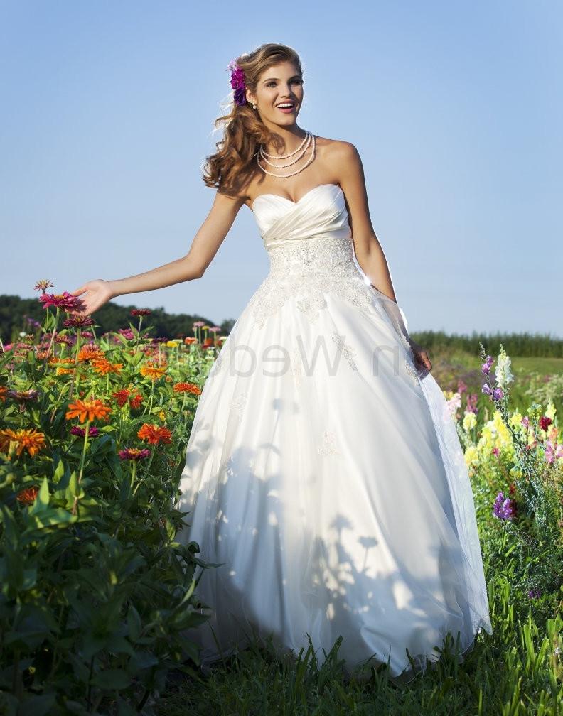 Posted in: Wedding Dresses