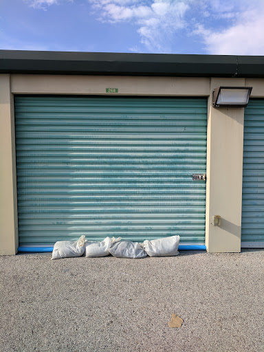 Self-Storage Facility «Florida Discount Self Storage», reviews and photos, 2300 Hartwood Marsh Rd, Clermont, FL 34711, USA