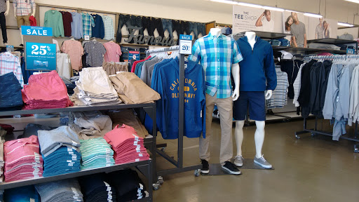 Clothing Store «Old Navy», reviews and photos, 2320 Daniels St, Manteca, CA 95337, USA