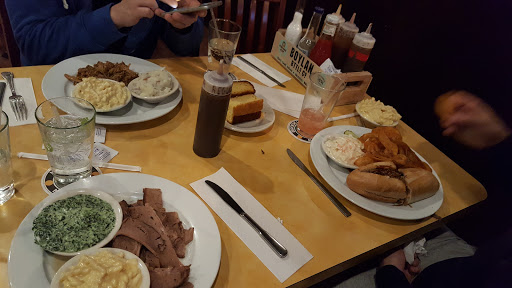 Barbecue Restaurant «Tennessee Jeds», reviews and photos, 143 N Wellwood Ave, Lindenhurst, NY 11757, USA