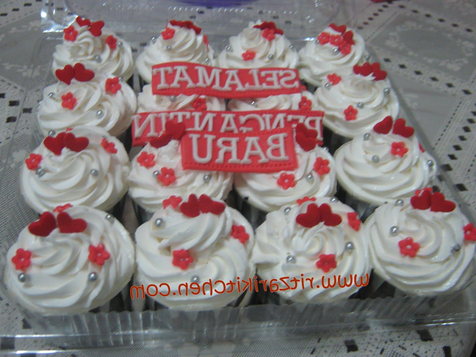 Red and White Theme Wedding