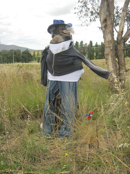 tree stump scarecrow