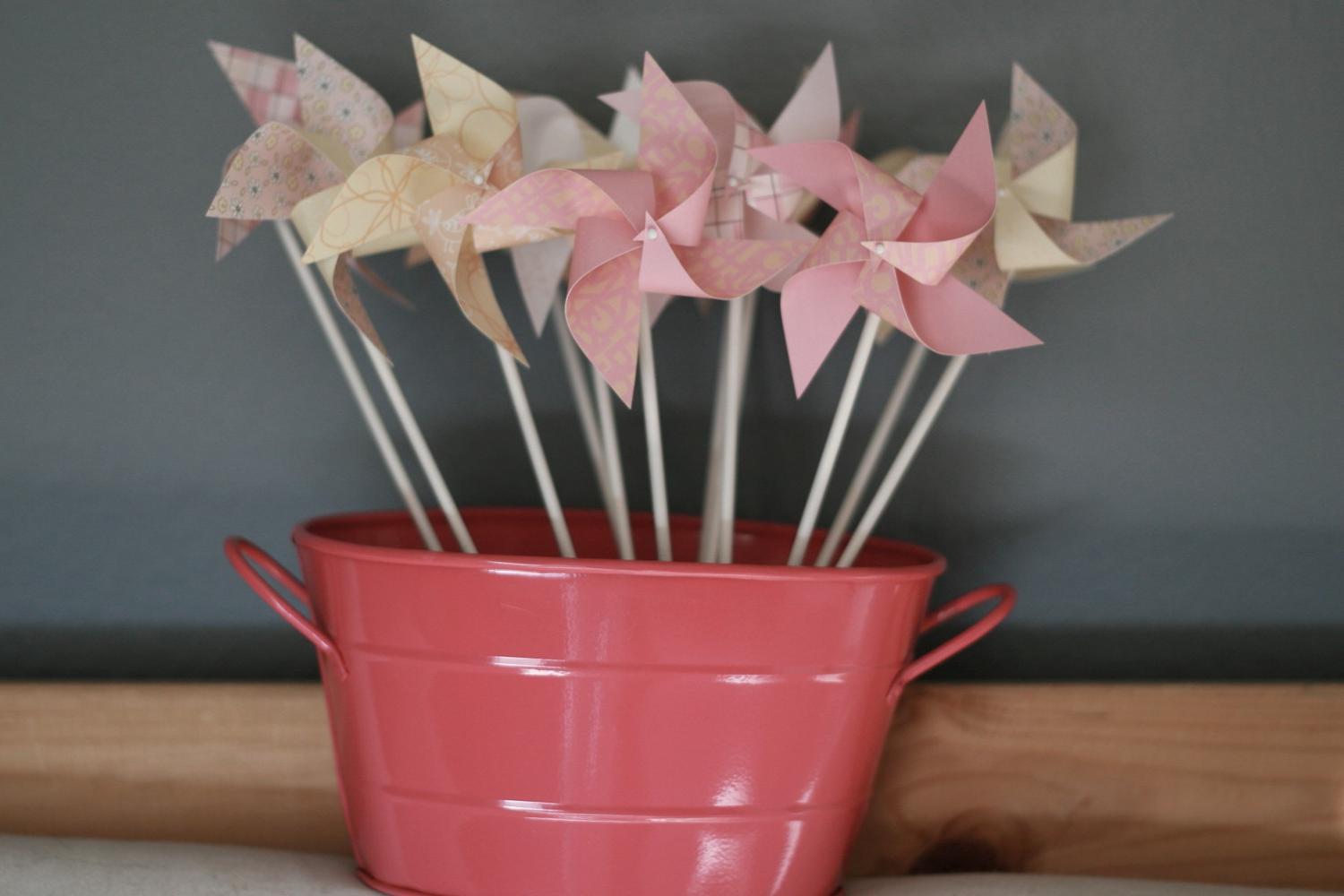 Favors wedding party 12 Mini pink Pinwheels Pretty in Pink- Custom orders