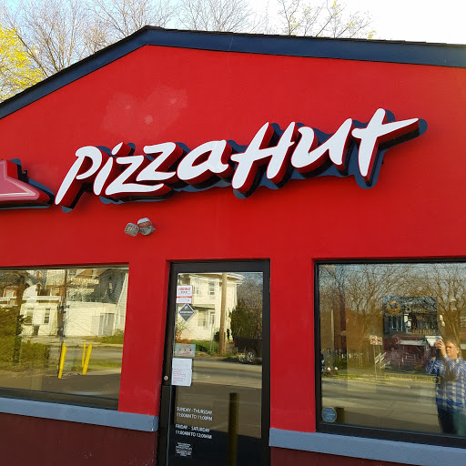 Pizza Restaurant «Pizza Hut», reviews and photos, 240 Nutt Rd, Phoenixville, PA 19460, USA