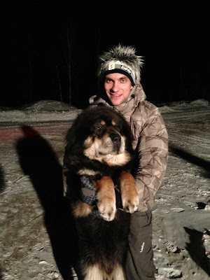 Виталий Петров с собакой 18 декабря 2012
