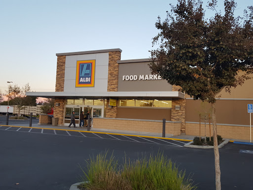 Supermarket «ALDI», reviews and photos, 2120 Panama Ln, Bakersfield, CA 93304, USA