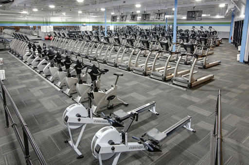 Gym «Zip Fitness Waukegan-Gurnee», reviews and photos, 730 N Green Bay Rd, Waukegan, IL 60085, USA