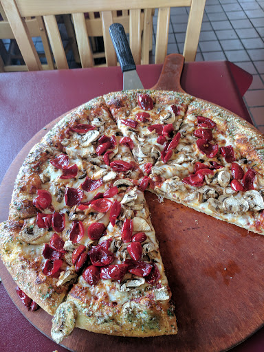 Pizza Restaurant «Pizza Hut», reviews and photos, 204 E Walnut St, Albany, IN 47320, USA