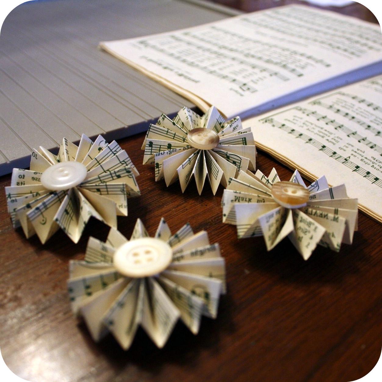 16. 4 Paper Rosettes from one