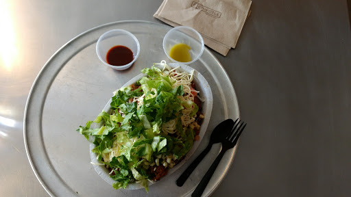 Mexican Restaurant «Chipotle Mexican Grill», reviews and photos, 49 Greenwich Ave, Greenwich, CT 06830, USA