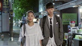 School 2015 E06 0563