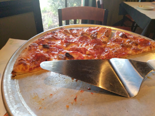 Pizza Restaurant «Louis DeAngelos», reviews and photos, 36557 Mission St, Prairieville, LA 70769, USA