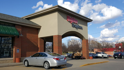 Drug Store «Hy-Vee Drugstore», reviews and photos, 1010 60th St, West Des Moines, IA 50266, USA