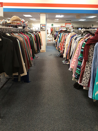 Thrift Store «Salvation Army», reviews and photos, 2230 Berlin Turnpike, Newington, CT 06111, USA