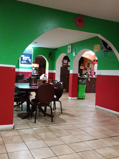 Restaurant «Mi Pueblo Mexican Restaurant», reviews and photos, 107 Shirley St, Edmonton, KY 42129, USA