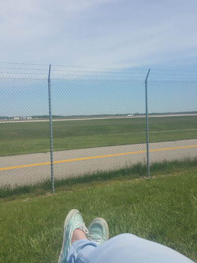 Tourist Attraction «Gerald R. Ford International Airport Viewing Area», reviews and photos, 4910 Kraft Ave SE, Grand Rapids, MI 49512, USA