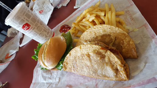 Fast Food Restaurant «Jack in the Box», reviews and photos, 8416 Davis Blvd, North Richland Hills, TX 76182, USA