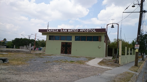 Capilla San Mateo Apostol, Avenida Del Triunfo 200, Residencial Los Robles, 66636 Cd Apodaca, N.L., México, Iglesia católica | NL