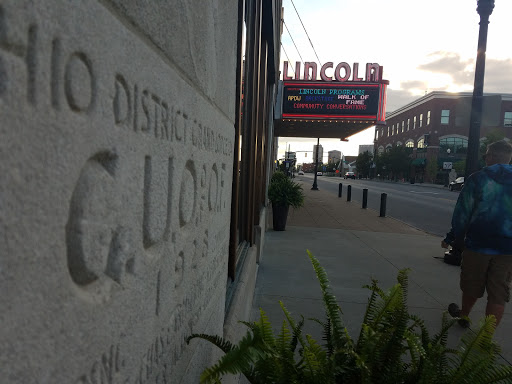 Restaurant «Lincoln Cafe», reviews and photos, 740 E Long St, Columbus, OH 43203, USA
