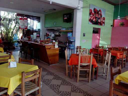 Restaurante La Fresita, Ocampo 61, Centro, 28100 Tecomán, Col., México, Restaurante de comida para llevar | COL