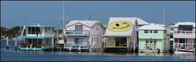 houseboat row