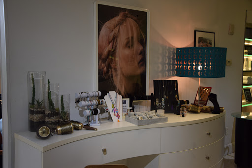 Beauty Salon «FRENCH HAIR STUDIO», reviews and photos, 1200 Brickell Bay Dr, Miami, FL 33131, USA
