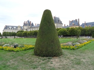 2015.08.08-112 le grand parterre