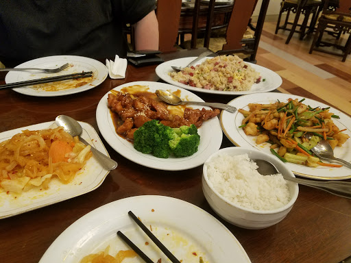 Seafood Restaurant «Wei Hong Seafood Restaurant», reviews and photos, 7740 Olive Blvd, University City, MO 63130, USA