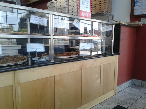 Pizza Restaurant «Pauls Live From New York Arcata», reviews and photos, 665 Samoa Blvd, Arcata, CA 95521, USA