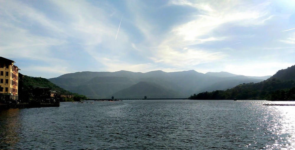 Lavasa Lake, Tarun Chandel Photoblog