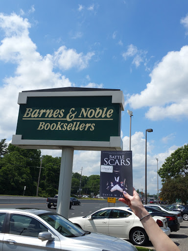 Book Store «Barnes & Noble», reviews and photos, 3981 U.S. 9, Freehold, NJ 07728, USA