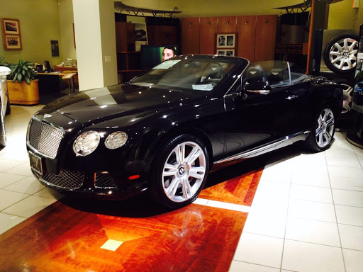 Car Dealer «Manhattan Motorcars», reviews and photos, 711 11th Ave, New York, NY 10019, USA