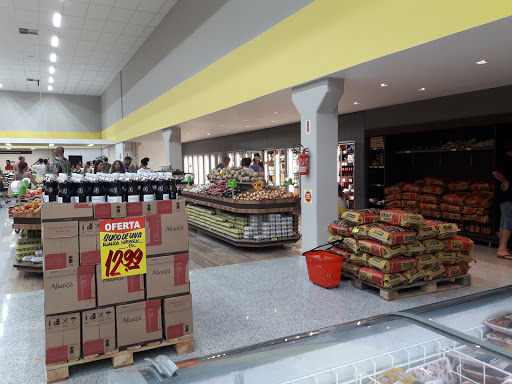 Hiperbom Supermercados, Rodovia Dr. Antônio Luiz Moura Gonzaga, 2755 - Rio Tavares, Florianópolis - SC, 88048-301, Brasil, Supermercado, estado Santa Catarina