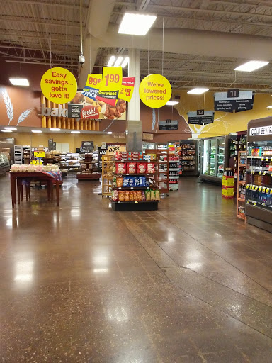 Grocery Store «Kroger», reviews and photos, 525 E Clifty Dr, Madison, IN 47250, USA