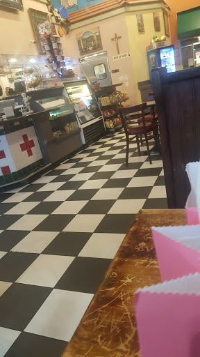 Pizza Restaurant «Antonious Pizza Cafe», reviews and photos, 3737 Main St, Riverside, CA 92501, USA