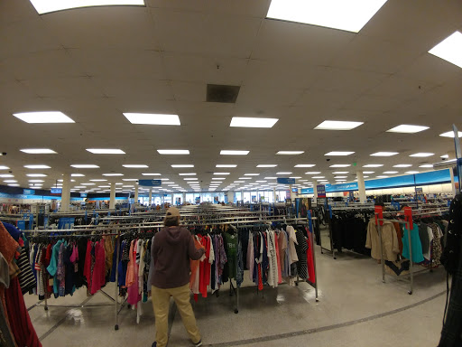 Clothing Store «Ross Dress for Less», reviews and photos, 940 N Western Ave, San Pedro, CA 90732, USA