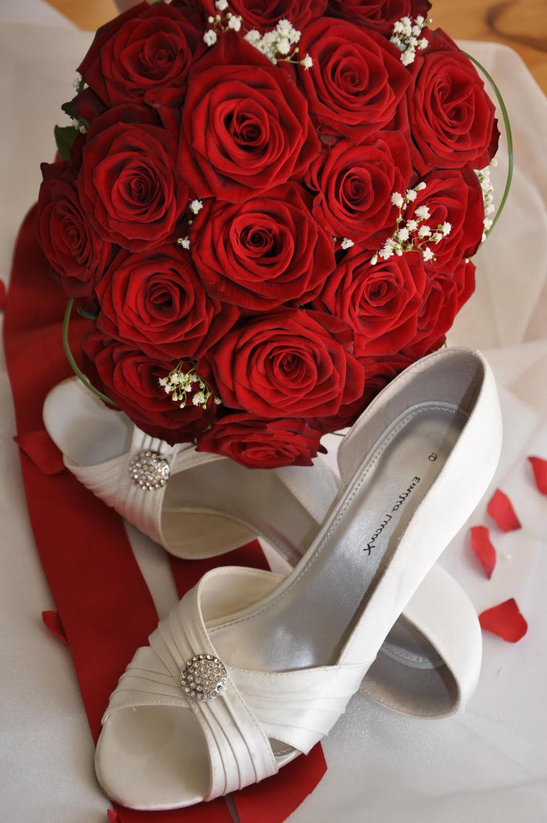 red roses bridal bouquet