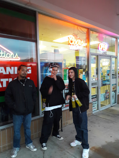 Tobacco Shop «Beverage & Smoke Shop», reviews and photos, 2140 SW 336th St, Federal Way, WA 98023, USA