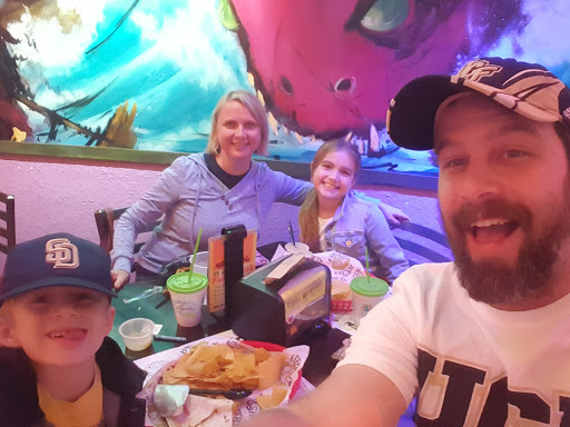 Tex-Mex Restaurant «Tijuana Flats», reviews and photos, 7560 Sand Lake Rd, Orlando, FL 32819, USA