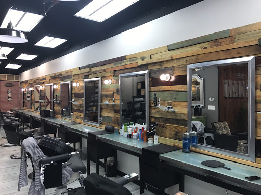 Barber Shop «The Man Barbershop & more», reviews and photos, 2822 S Alafaya Trail #190, Orlando, FL 32828, USA