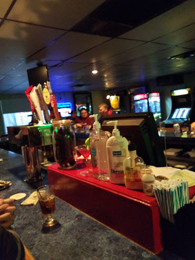 Bar & Grill «Hammerjax Bar & Grill», reviews and photos, 350 Phillips Road, Clifton Township, PA 18424, USA