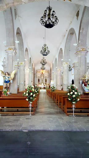 Parroquia San Miguel Arcángel, Miguel Auza SN, Centro, 98330 Miguel Auza, Zac., México, Institución religiosa | ZAC